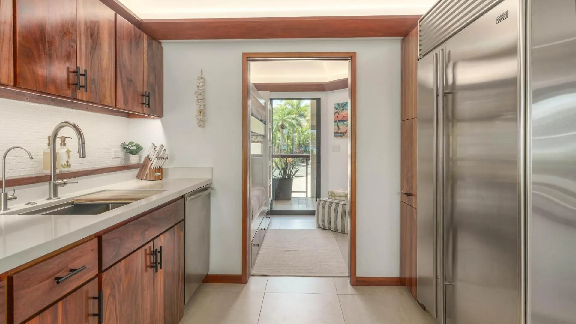 Puunoa Beach Estates 103 Lahaina 0*,